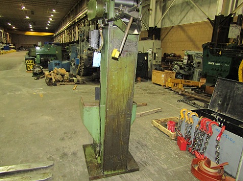 OSBORNE MODEL# 8BI-72 LOADER