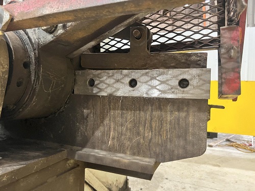 16 X 15 HP KRB MODEL #A114 HYDRAULIC ALLIGATOR SHEAR