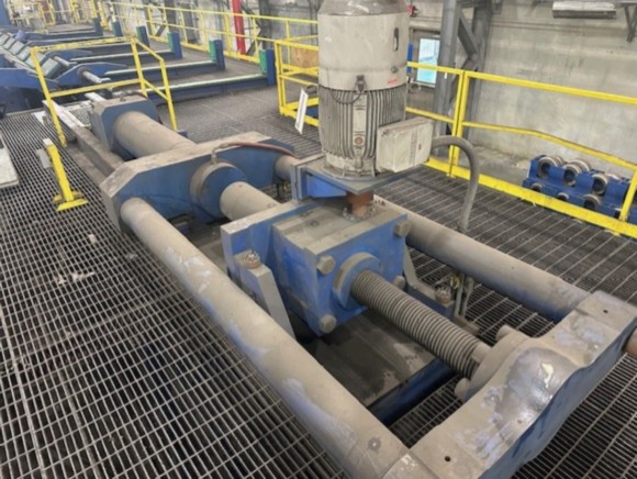 200,000 LBS. MCKAY PLUG DRAW BENCH