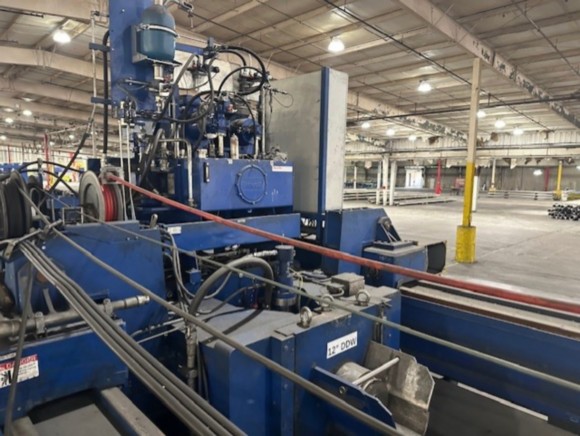 14 SXP SEAMLESS TUBE HYDROTESTING MACHINE W/ HIGH PRESSURE PUMPS