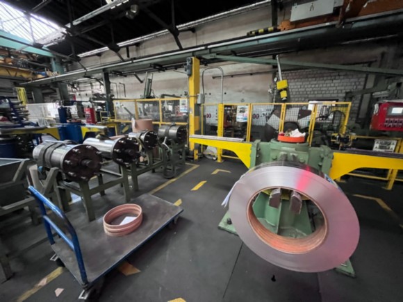 FROHLING 350MM PRECISION RING SLITTING LINE, DOUBLE LOOP