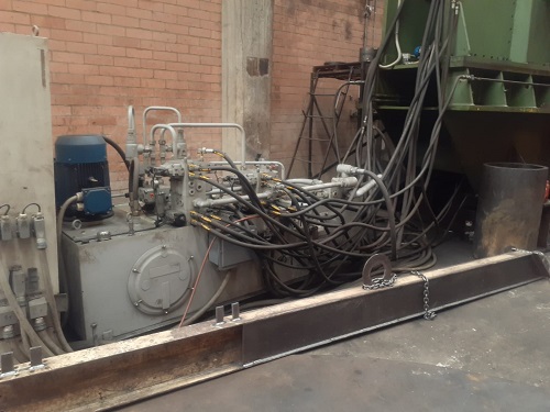BOLDRINI #32HY FLANGING MACHINE WITH DIES