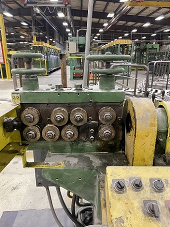 1/4 LEWIS 4F STRAIGHT AND CUT MACHINE W. 12' RACK