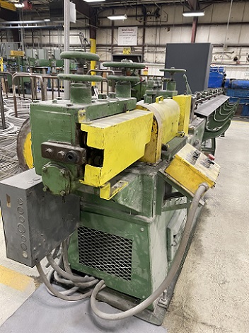 1/4 LEWIS 4F STRAIGHT AND CUT MACHINE W. 12' RACK