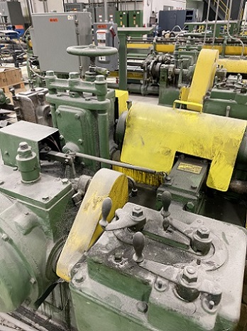 1/4 LEWIS 4F STRAIGHT AND CUT MACHINE W. 12' RACK