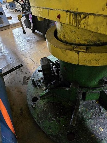 70 X 54 X 10,000LB BRANER DOWNLAYER