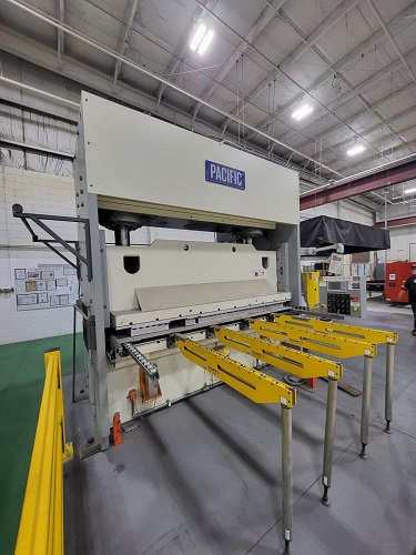 300 TON PACIFIC MODEL #300-OBL-10/60 STRAIGHT SIDE HYDRAULIC PRESS