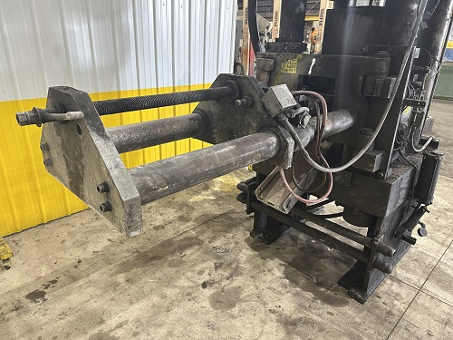 5 AMD MODEL#530-2230 AUTOMATIC HYDRAULIC BAR & BILLET SHEAR OR HYDRAULIC PRESS