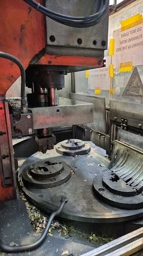 30 TON HYDROMEC TURBO-300-S TRIM PRESS