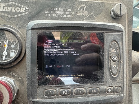 30,000 LB TAYLOR TX 300S SERIES BIG RED FORKLIFT