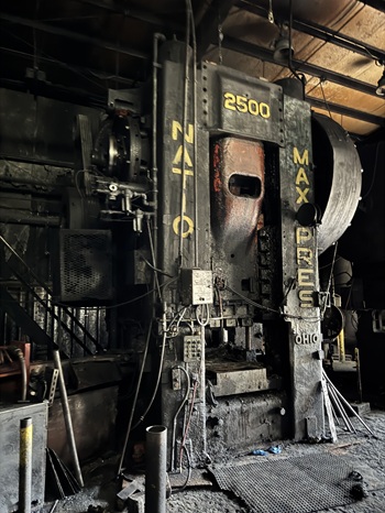 2500 Ton, NATIONAL MAXIPRESS