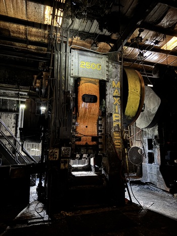 2500 Ton, NATIONAL MAXIPRESS