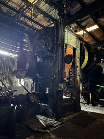 2500 Ton, NATIONAL MAXIPRESS