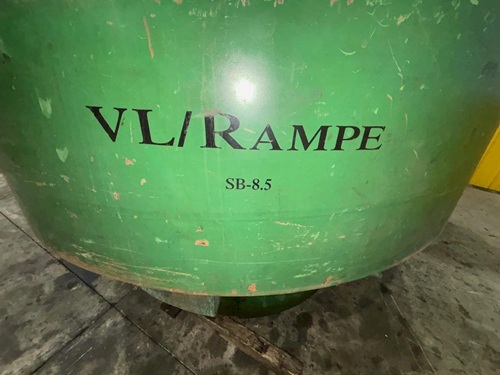 VL/RAMPE MODEL #SB-8 DUAL MEDIA VIBRATORY DEBURRING MACHINE