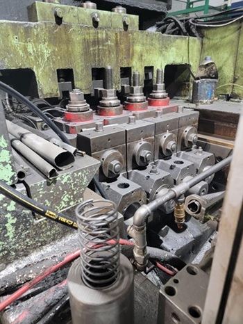 MALMEDIE #QPB-20, 4-DIE PROGRESSIVE HEADER