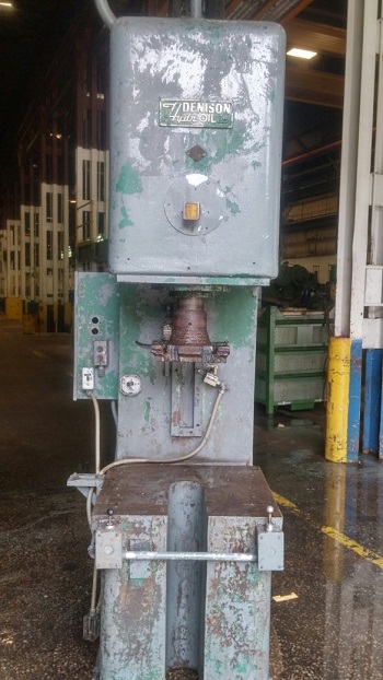 25 TON DENISON MODEL #25 HYDRAULIC MULTI-PRESS