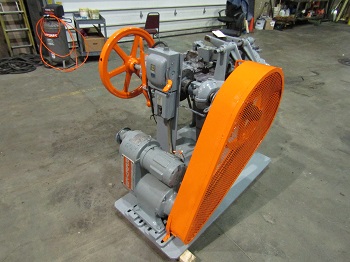 NILSON MODEL #S1 WIRE FORMING FOUR SLIDE MACHINE