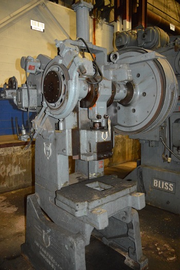 30 TON V & O MODEL #30T OPEN BACK INCLINABLE SINGLE CRANK PRESS
