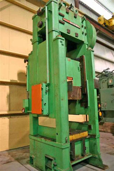 150 TON NIAGARA MODEL #SC1-150-33-42 STRAIGHT SIDE SINGLE CRANK PRESS