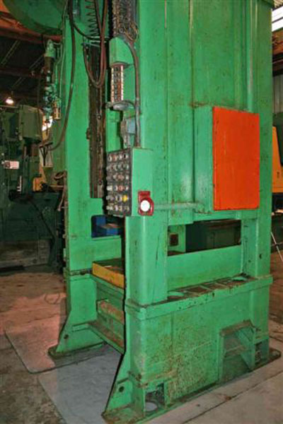 150 TON NIAGARA MODEL #SC1-150-33-42 STRAIGHT SIDE SINGLE CRANK PRESS