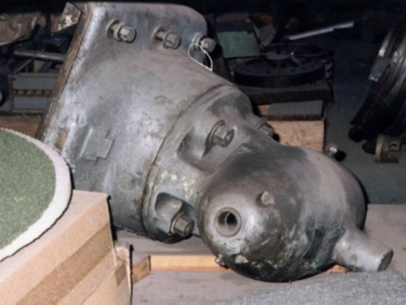 KEARNEY & TRECKER Vertical Milling Head