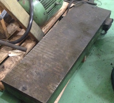 13 x 40 ELECTROMAGNETIC CHUCK