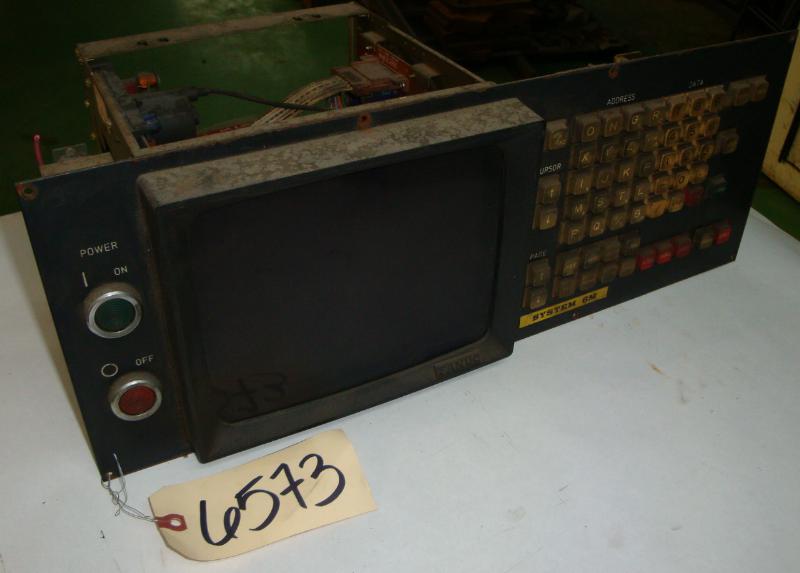 MDI/CRT UNIT: FANUC A02B-0051-C032 MDI/CRT UNIT FOR 6M