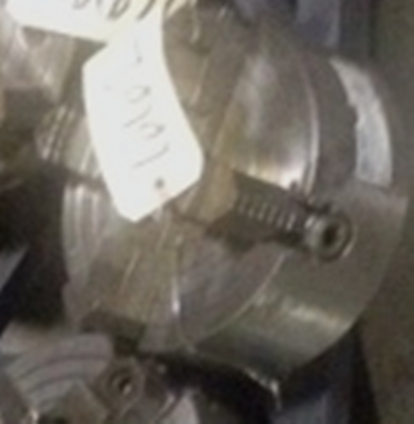 8 Bison 4 Jaw D1 Type Chuck