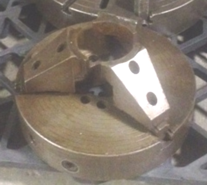 18 3 Jaw Bolt On Chuck with Pipe Jaws