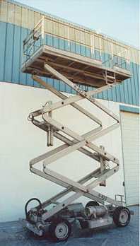 1,000 Lb MARK INDUSTRIES #RT-30G, 50 to 30' Platform Ht, 142 x 66 Platform