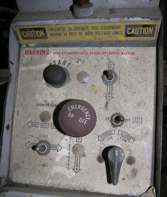 1,000 Lb MARK INDUSTRIES #RT-30G, 50 to 30' Platform Ht, 142 x 66 Platform