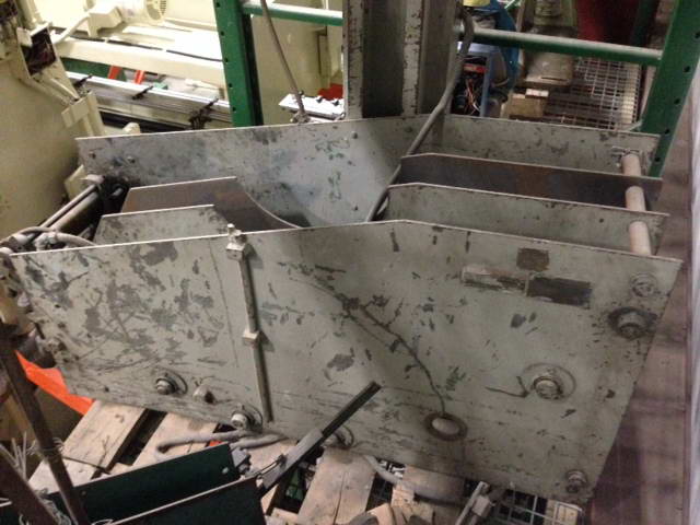 4,000 Lb US BAIRD MODEL AN40-44-017215 Motorized Coil Cradle, 10 Wide, 48 OD