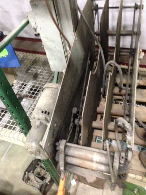 4,000 Lb US BAIRD MODEL AN40-44-017215 Motorized Coil Cradle, 10 Wide, 48 OD