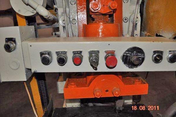 32 Ton FEDERAL OBI Press, 6 Str, 13-1/2 Shut Height, 3-1/2 Adjustment, 60 SPM