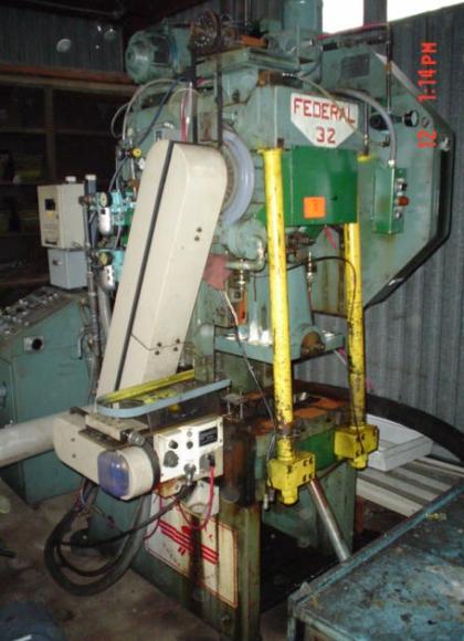 32 Ton FEDERAL OBI Press, 1.5 Str, 10.25 SH, 24 x 15 Bed, 90 to 300 SPM