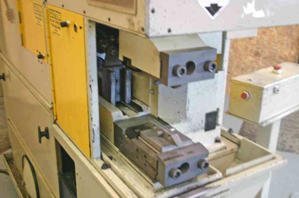 3 ADDISON MCKee Tube Trimmer, 6 Sec Cycle, AB Controls, 20 HP