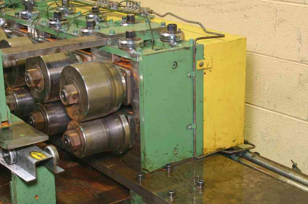 10-Stand DAHLSTROM Roll Former, 1-1/2 Spdl, 5 RS, 8 Horiz, 1 Vert, 10 HP