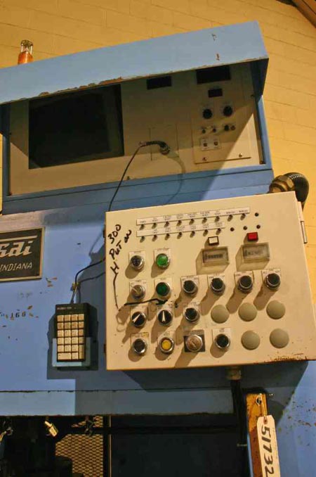 KOKUSAI MODEL ASC-20S22 HYDRAULIC SHAFT STRAIGHTENING PRESS