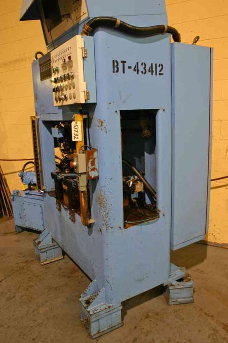 KOKUSAI MODEL ASC-20S22 HYDRAULIC SHAFT STRAIGHTENING PRESS