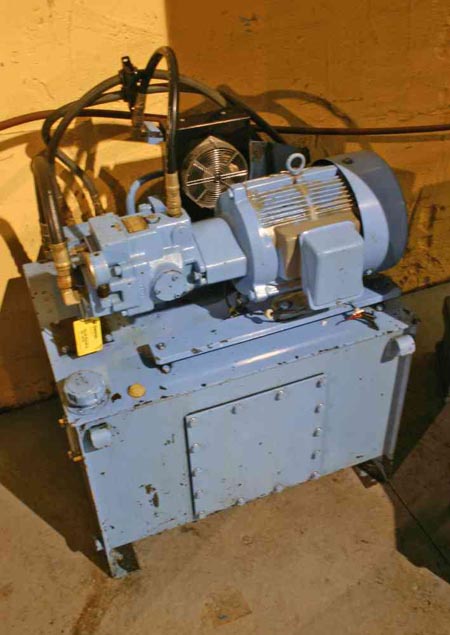 KOKUSAI MODEL ASC-20S22 HYDRAULIC SHAFT STRAIGHTENING PRESS