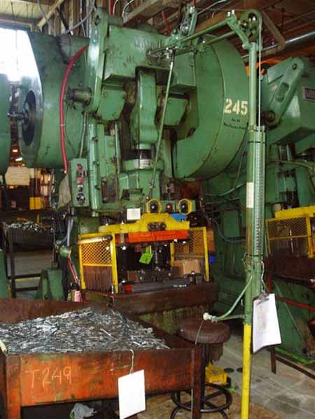 75 Ton MINSTER OBI Press, 6 Str, 15 Shut Height, 4 Adj, 36 x 24 Bed, 40 SPM