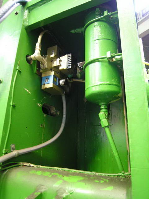 60 Ton NIAGARA OBI Press, 6 Str, 19 SH, 3.50 Adj, 32 x 21 Bed, 100 SPM