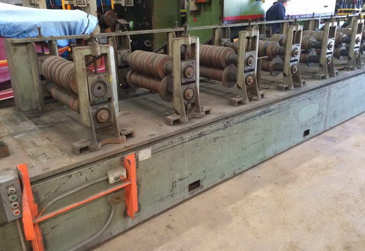 16-Stand METALFORM Roll Former, 3 Spdl, 36 RS, 30 Horiz, 7.5 - 10.5 Vert