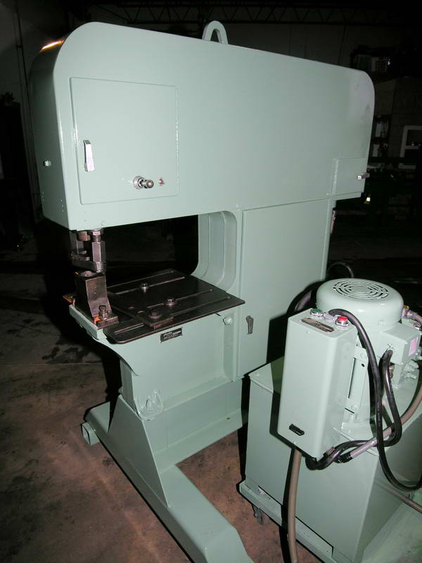 120 Ton PIRAHNA Punch, 1-1/2 Hole @ 1 to 5 Hole @ 1/4 , 21.5 Throat, 10 HP