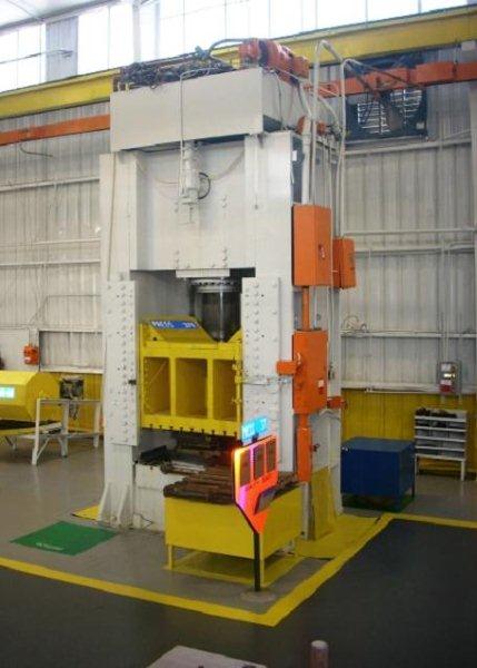 600 Ton PACIFIC Hydraulic Press, 30 Str, 40 Dylt, 67 x 60 Bed, 100 and 50 HP