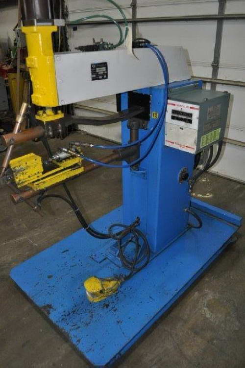20 KVA LORS Spot Welder, 26 Throat, Robotron 30 Controller, 550 Volt