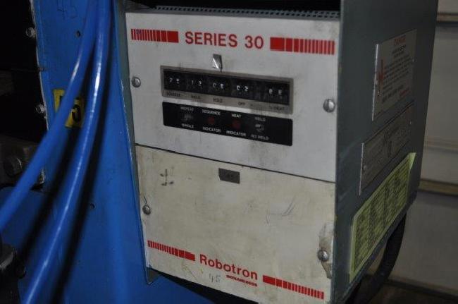 20 KVA LORS Spot Welder, 26 Throat, Robotron 30 Controller, 550 Volt