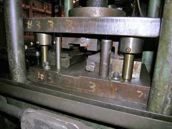 20 Ton COLUMBIA Model 200-20 Hydraulic Press, Air Feed, PLC Control