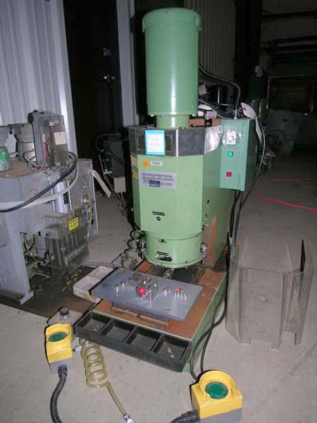 5/16 TAUMEL Orbital Multiple Rivet Spinner, 14 x 17-1/2 Bed, 6-1/2 Throat