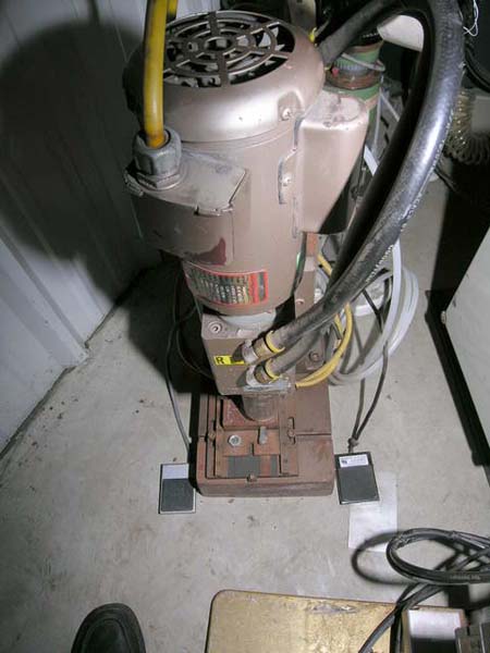 11/32 VSI AUTOMATION Orbital Rivet Spinner, 9 x 7-1/2 Bed, 7-1/2 Throat